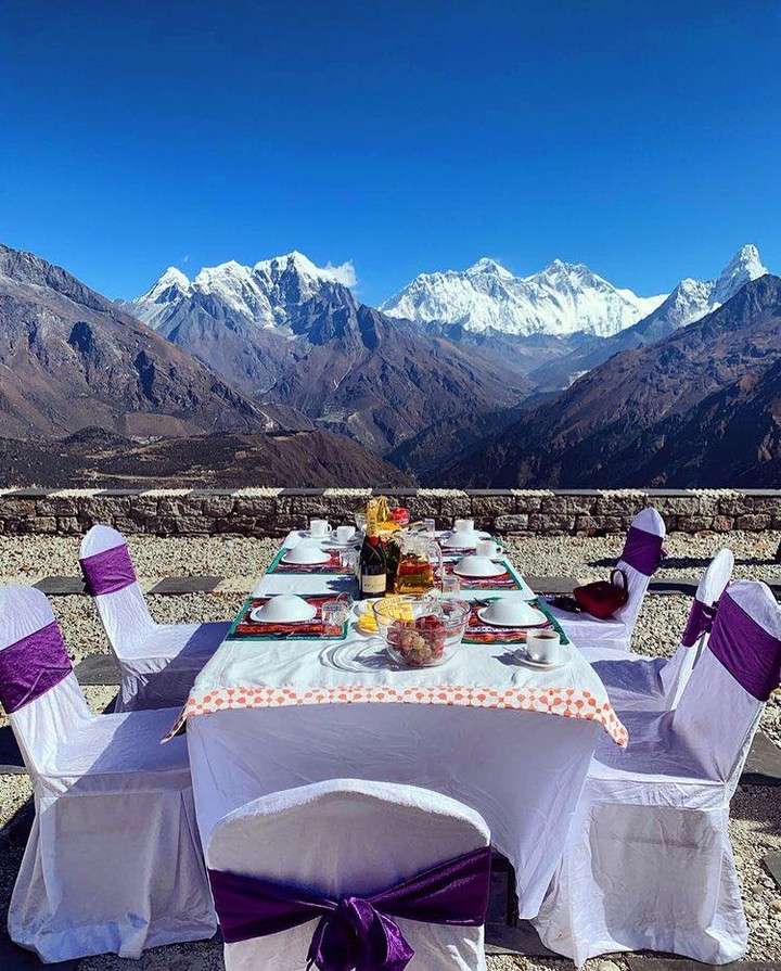 Top Reasons to Choose the Luxury Everest Base Camp Trek